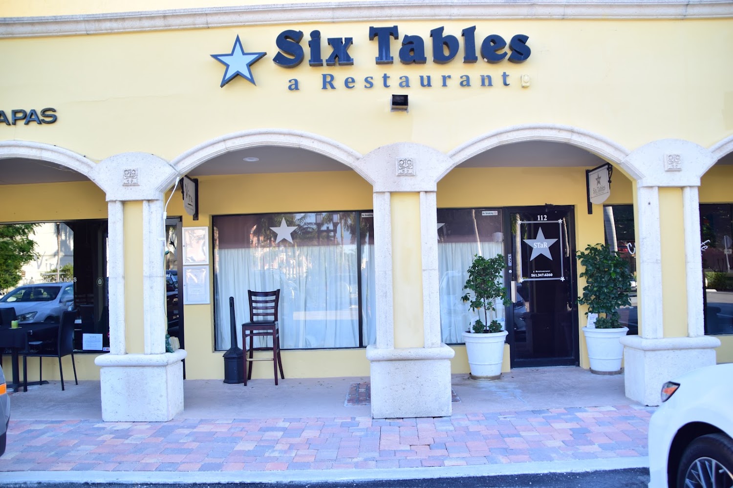 Six Tables a Restaurant in Boca Raton, Florida