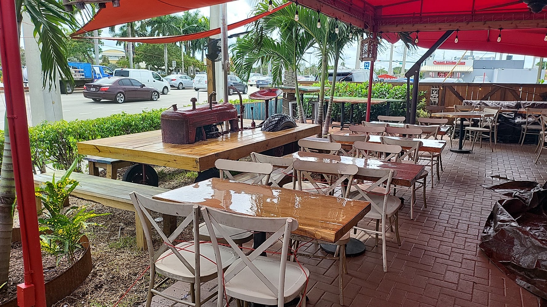 The Hen and Hog Restaurant in Boca Raton, Florida in Boca Raton