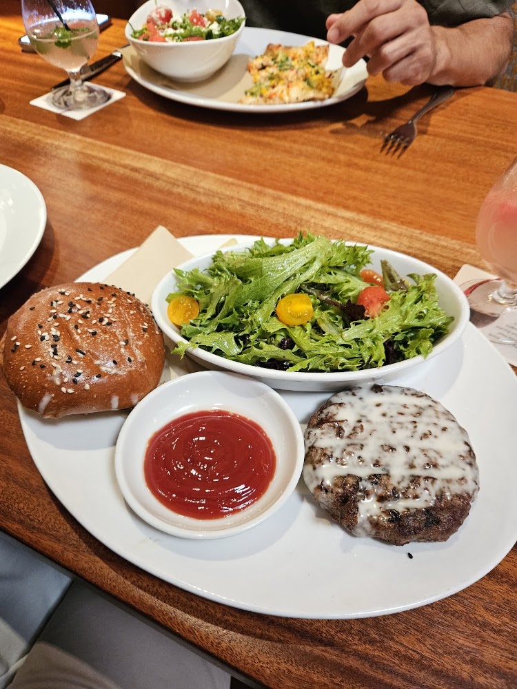 Seasons 52 in Boca Raton
