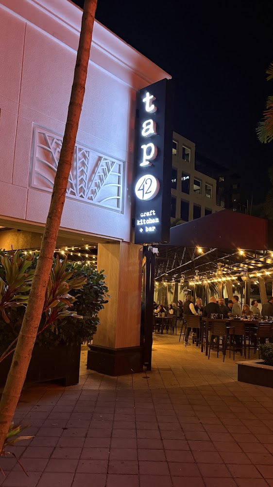 Tap 42 Craft Kitchen & Bar - Boca Raton in Boca Raton — photo 3